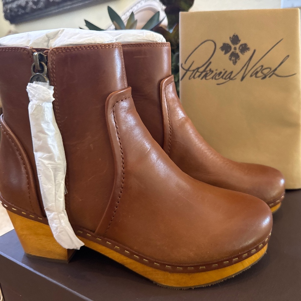 Patricia Nash Rafael leather  Booties Size 8